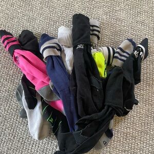 Bunch of kid/teen athletic socks!